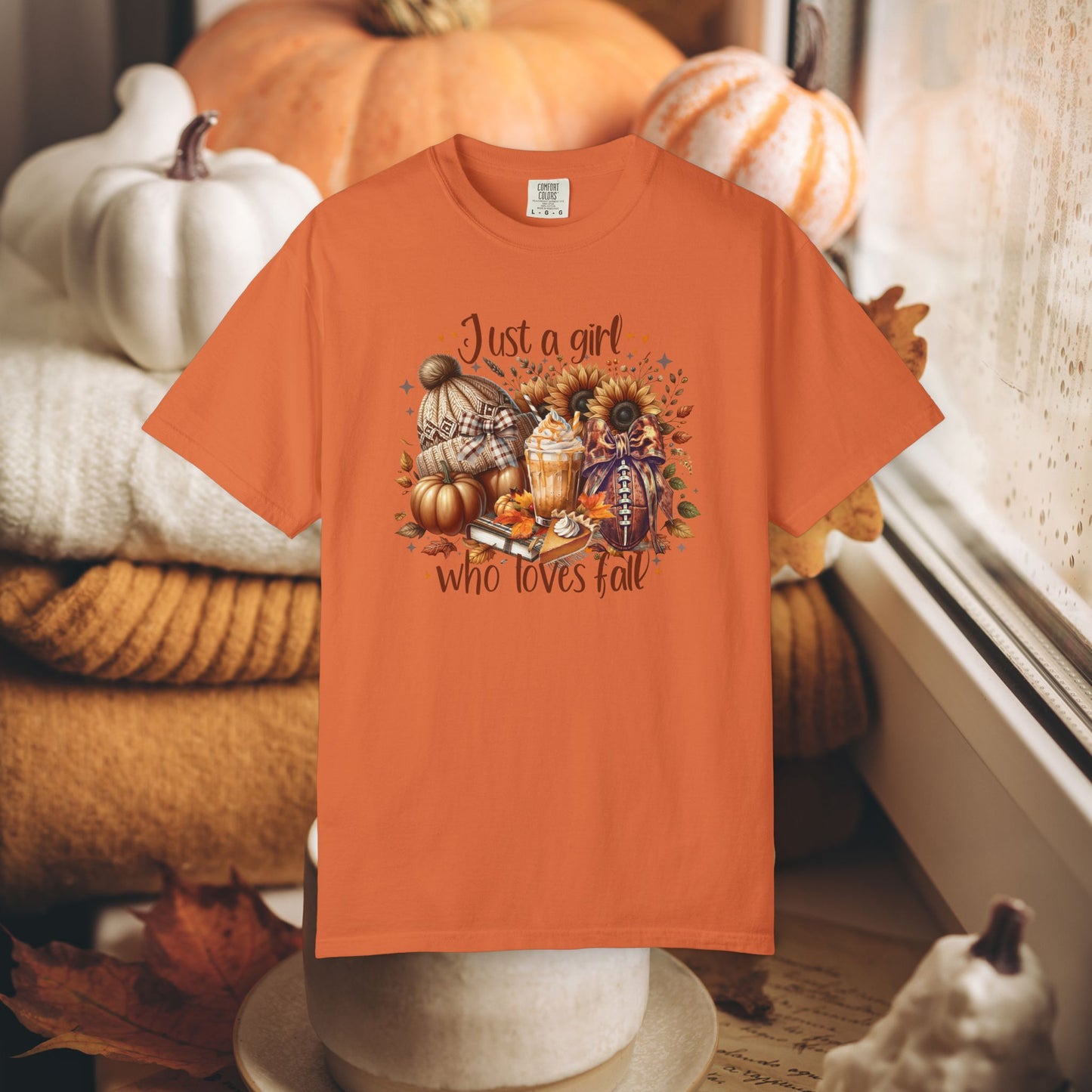 JUST A GIRL WHO LOVES FALL TEE