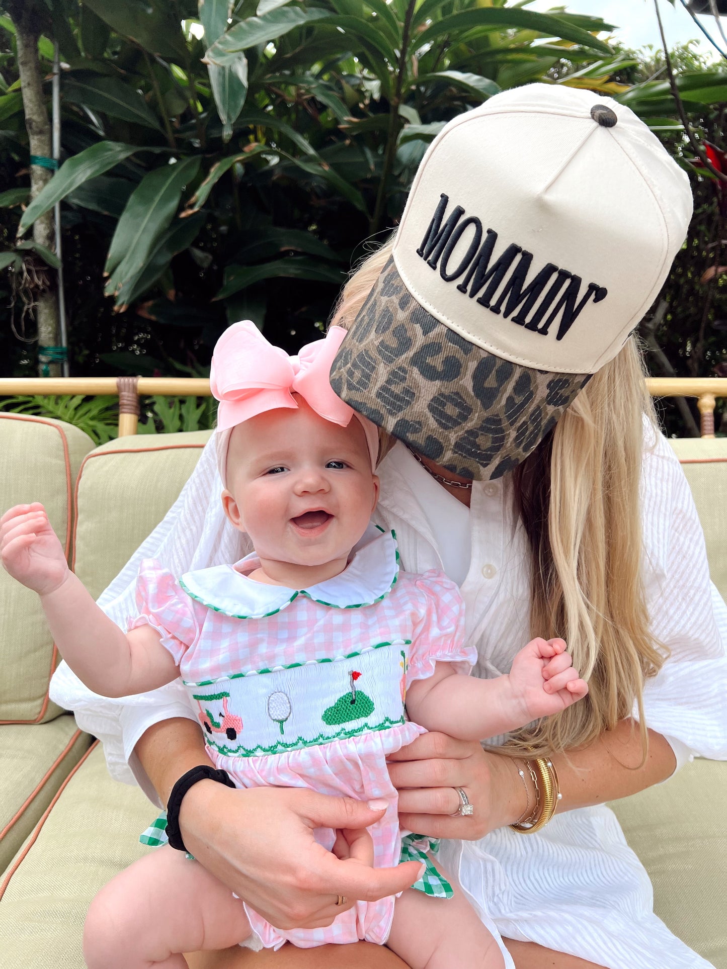 Mommin' | Vintage Trucker Hat