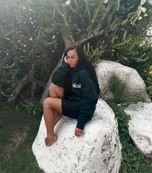 Skai Runitback x Relaxed Hoodie | Pine