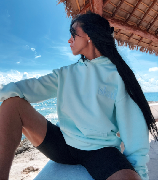 Skai Runitback x Relaxed Hoodie | Breezie