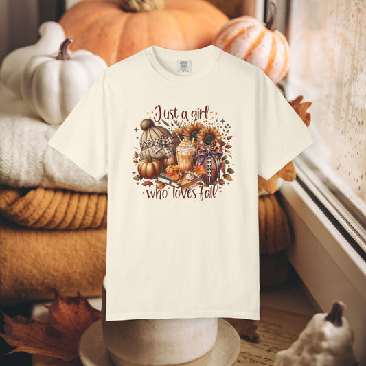 JUST A GIRL WHO LOVES FALL TEE