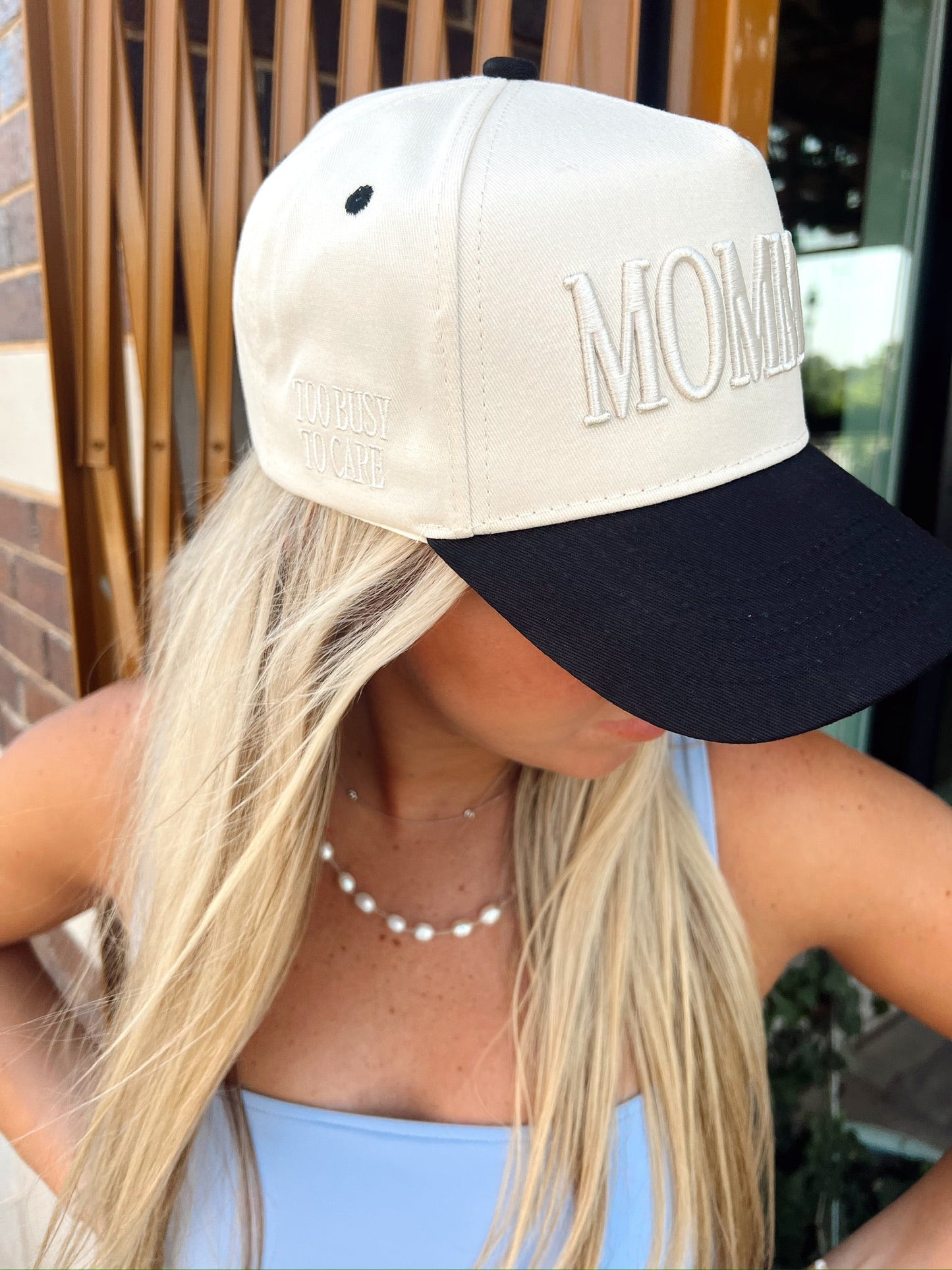 Mommin' | Vintage Trucker Hat