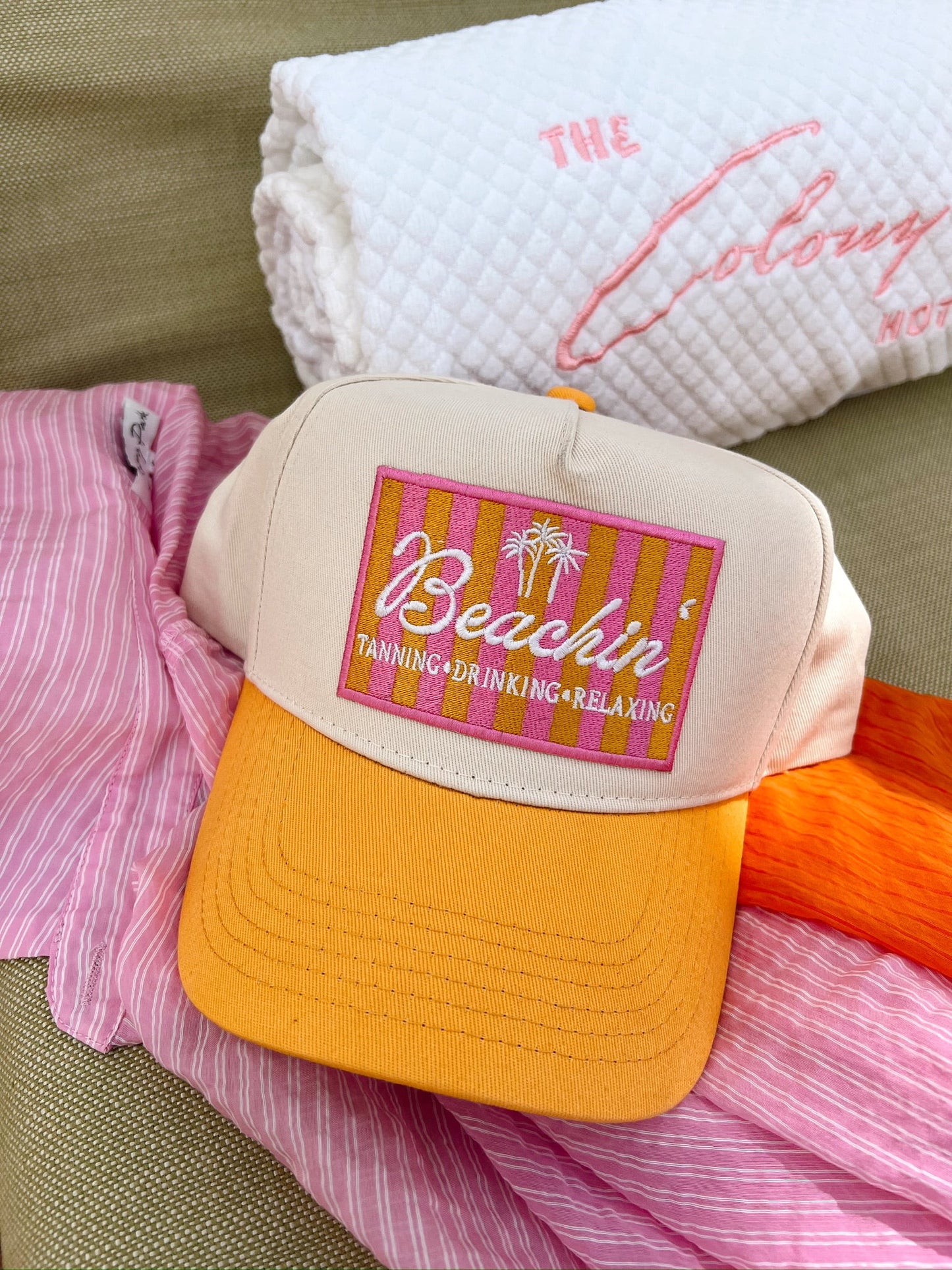 Beachin' | Vintage Trucker Hat